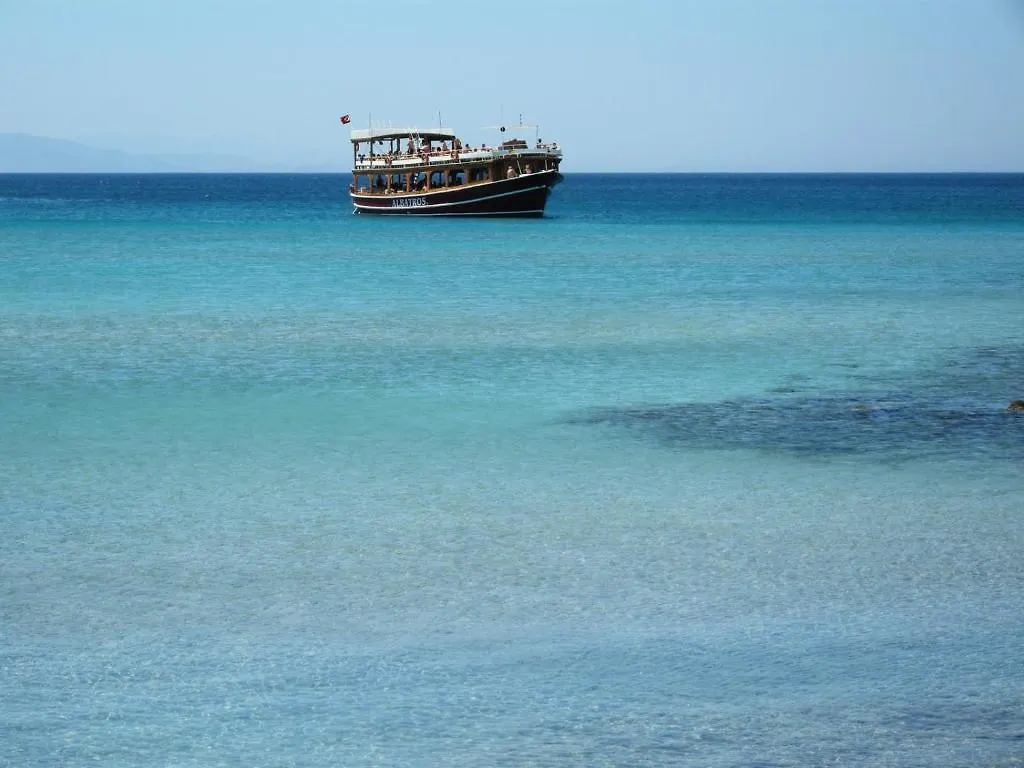 Triton Apartments Didim