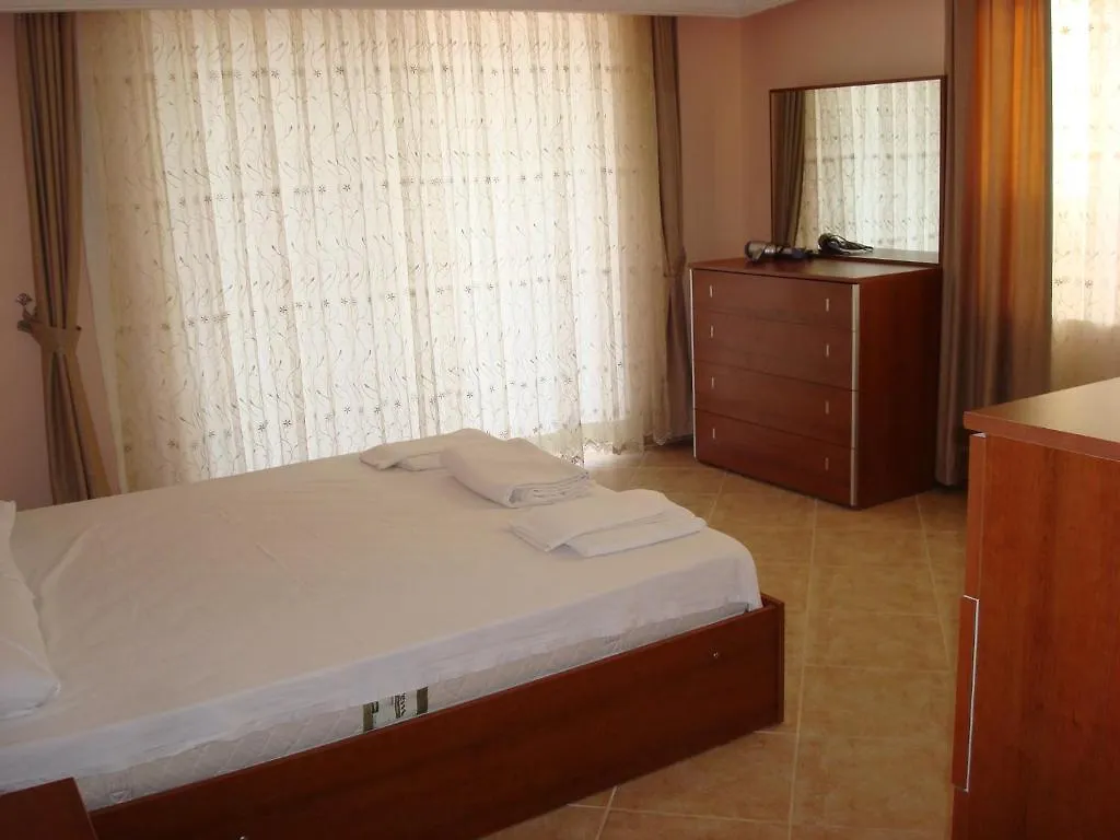 Triton Apartments Didim