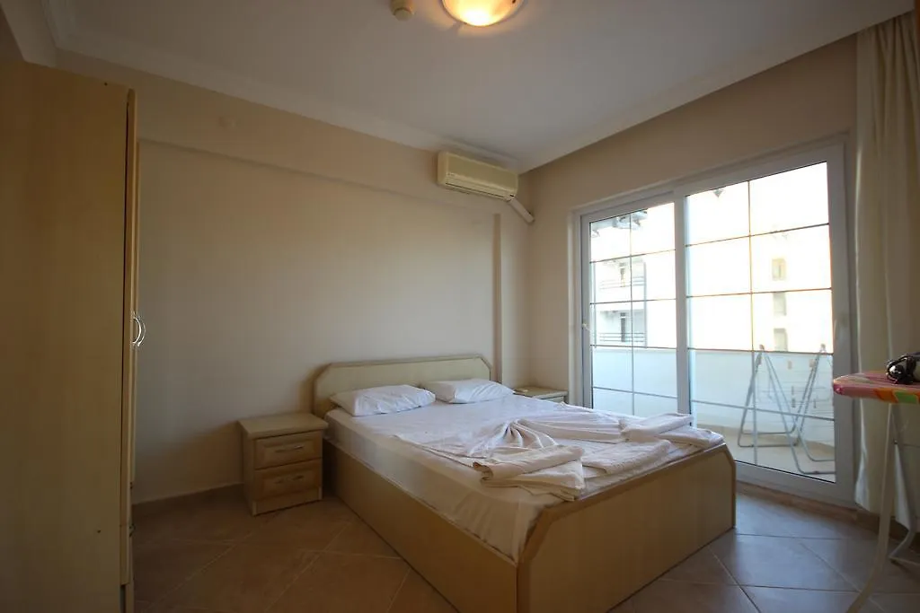 Triton Apartments 디딤
